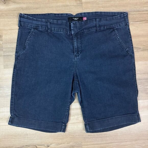 torrid Pants - Torrid Women's 20 Rolled Hem Bermuda Shorts Dark Wash Stretch Denim Casual Basic